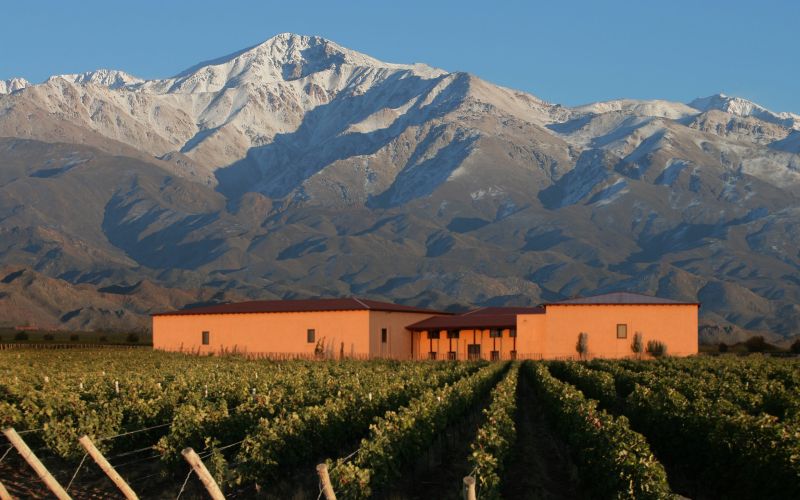 clos-de-los-siete-vinicola-bodega-mendoza.jpg